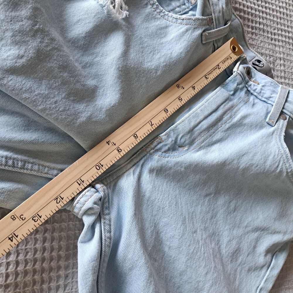 Levi's Light Blue Boyfriend Jeans - Picture 11 of 12